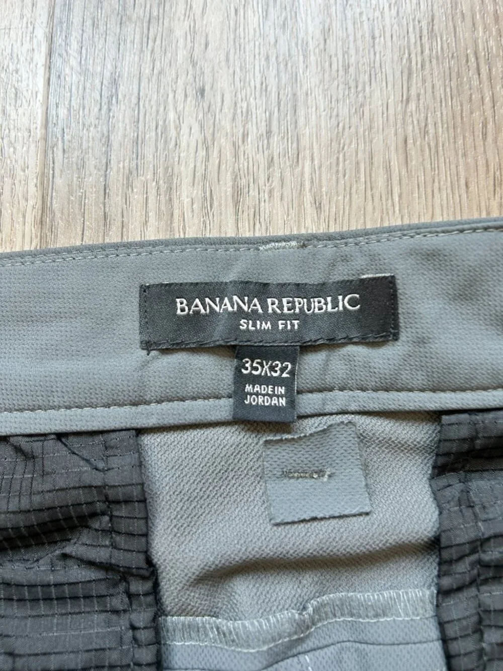 Banana Republic Men's Slim City Pants Skyline Gray Lightweight Commute 35x32